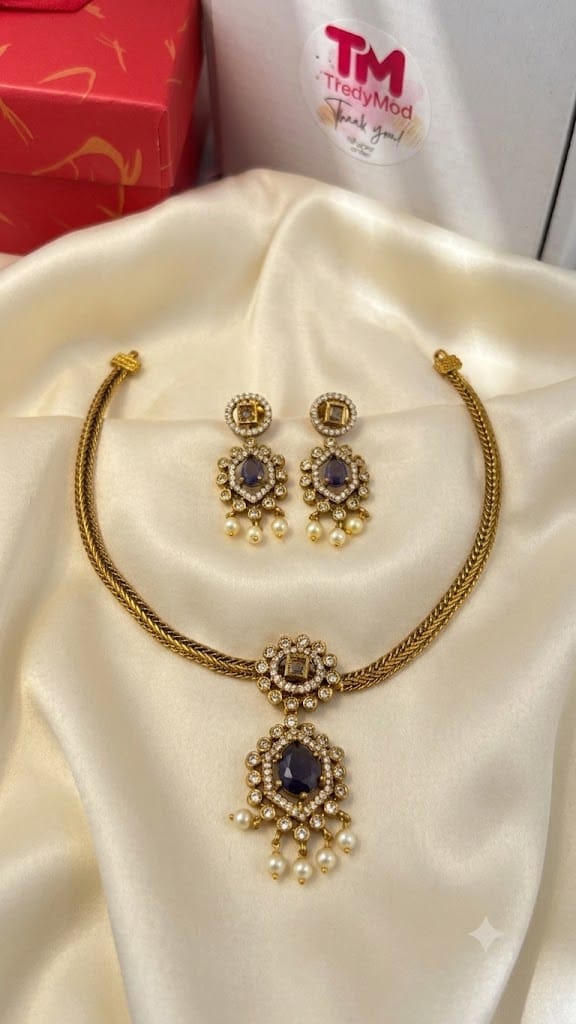 Purple Victorian Stone Minimal Choker VCT015