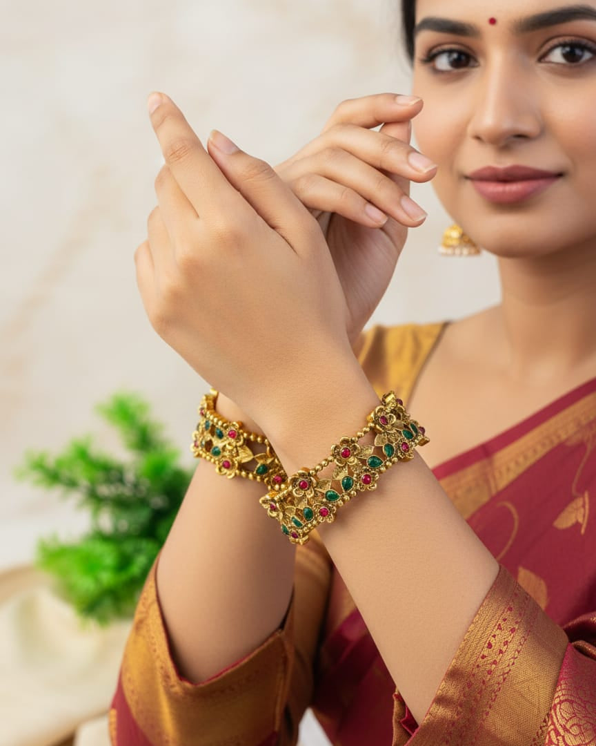 Petal-Craft Red and Green Stone Bangles (Set of 2 Piece) BNG015