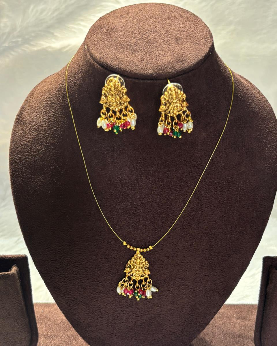 Invisible Temple Pearl Beads Necklace Set MIN017