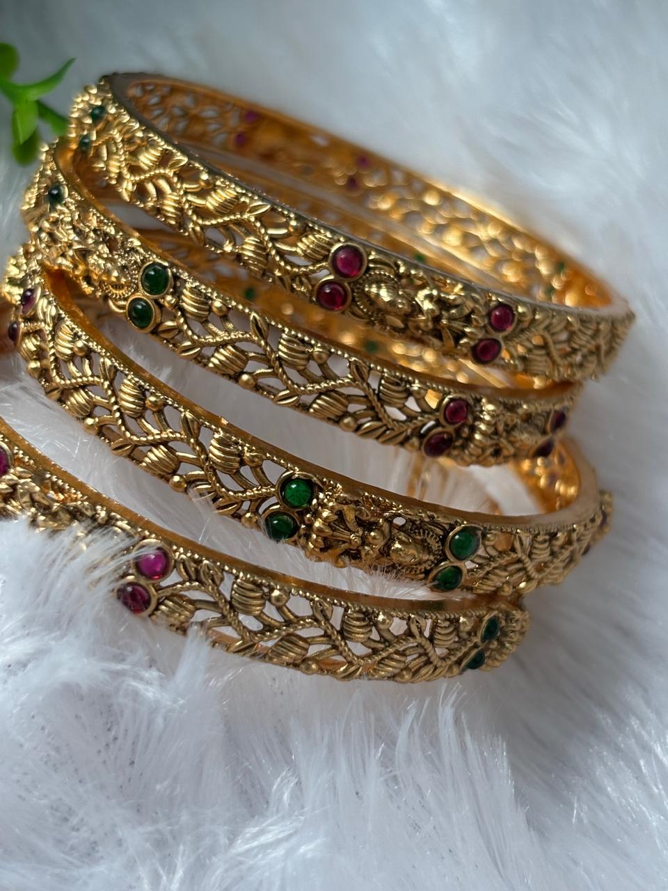 4 Piece Traditional Temple Bangles BNG008
