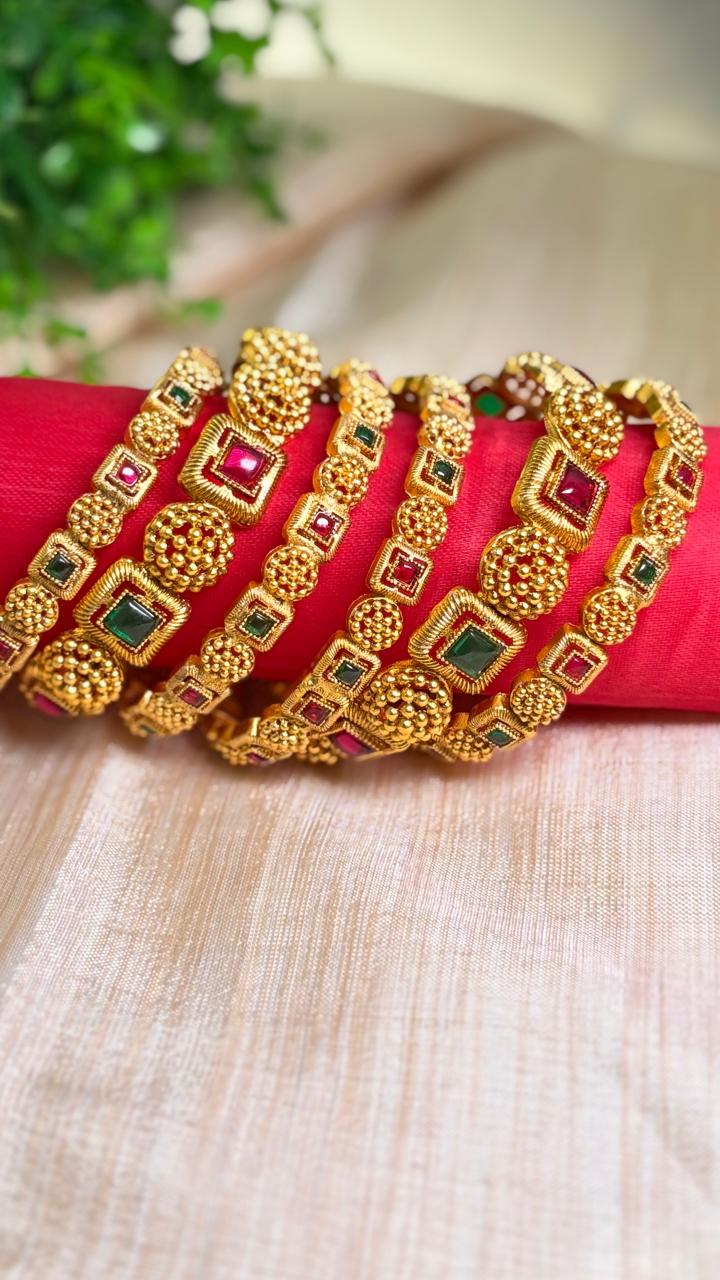 Royal Square Stone Bangles (Set of 6 piece) BNG018