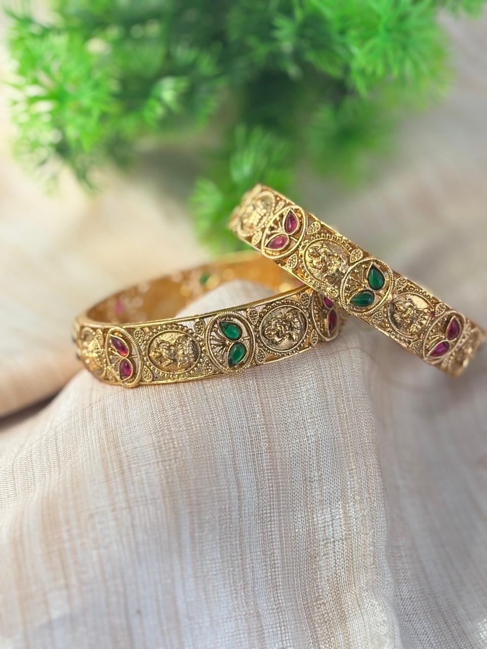 Antique Lakshmi Leaf Bangles (Set of 2 Bangles) BNG010