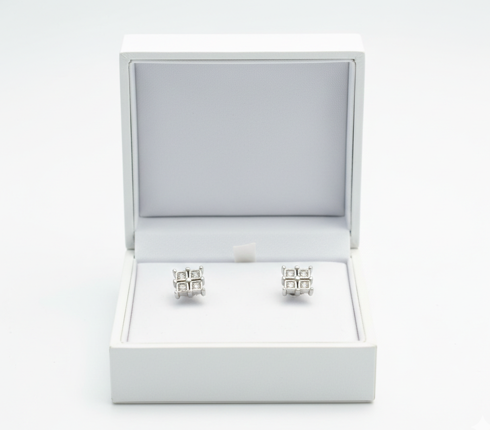 Pure 925 SilverQuad-Set Diamond Style Studs.  925/010
