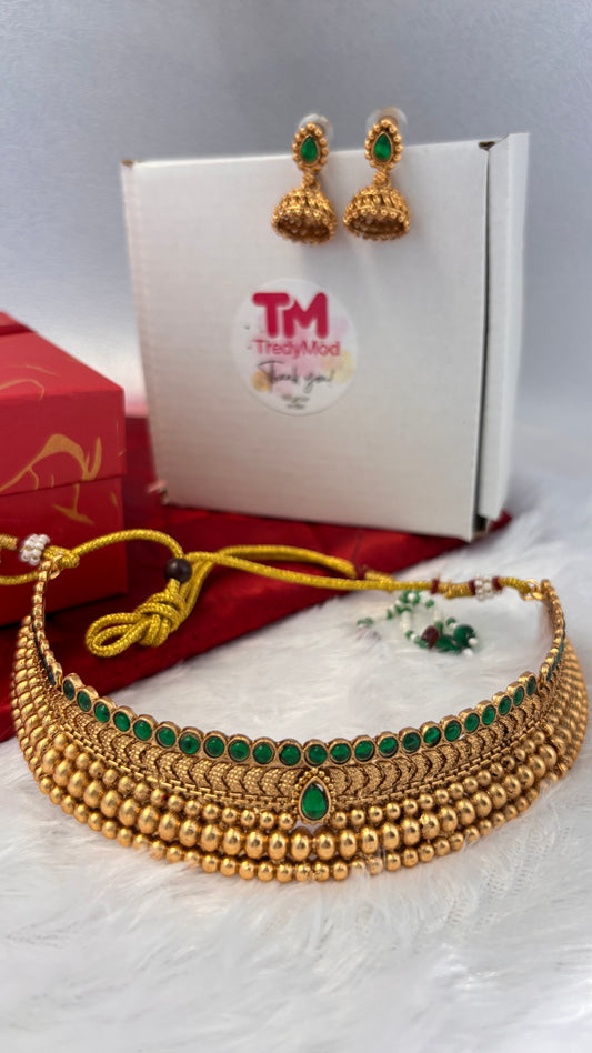 Antique Marathi style green choker CH013