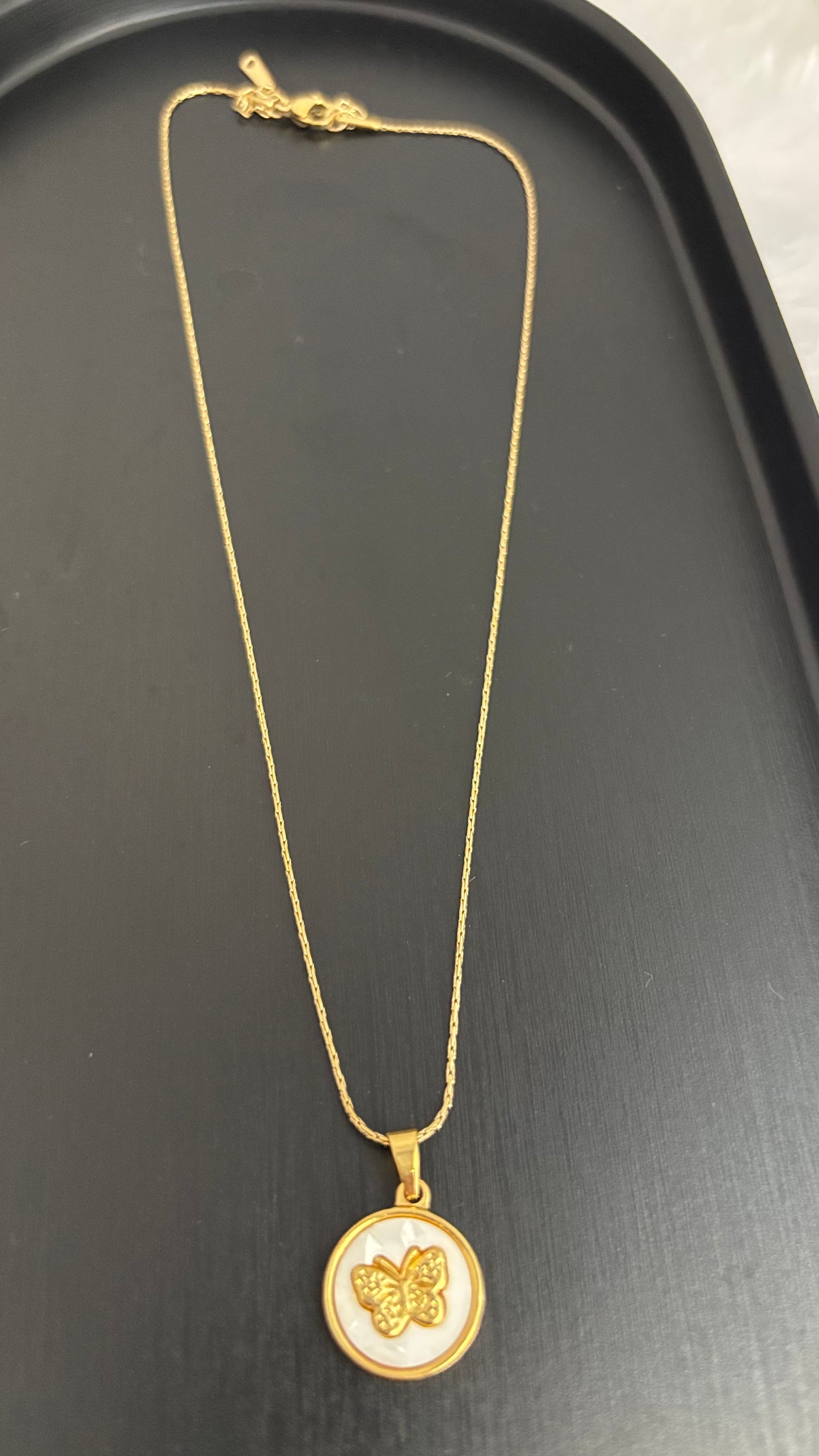 18K Demifine butterfly Neckchain ANTNC014