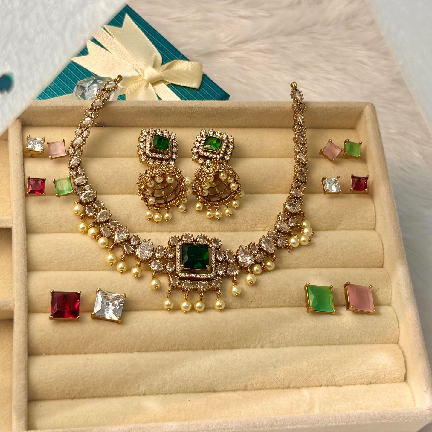 Colour Changable Victorian Necklace Set CLR002
