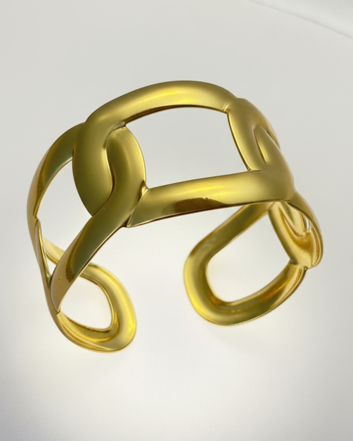 Modern Interlinked Gold Cuff Bracelet BRC001