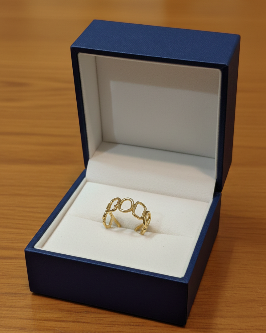 Elegant Gold Link Design Finger Ring RNG002