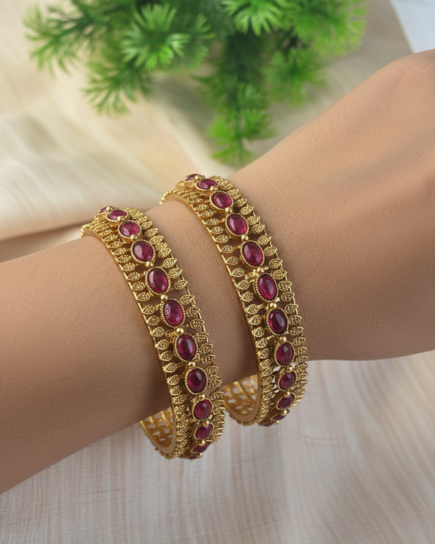 Ruby Antique Bangles BNG002