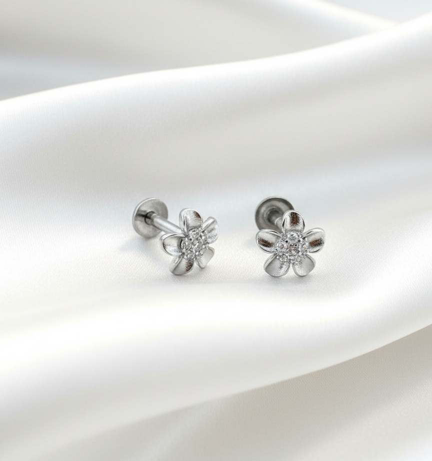 925 Silver Small Floral Studs 925/001