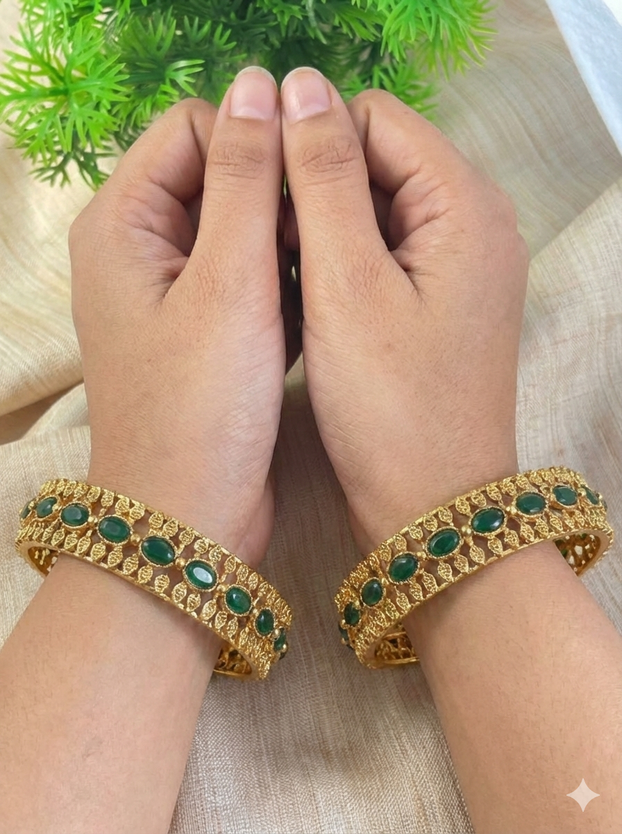 Green Emarald Bangles BNG001