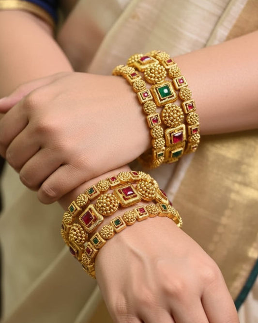 Royal Square Stone Bangles (Set of 6 piece) BNG018