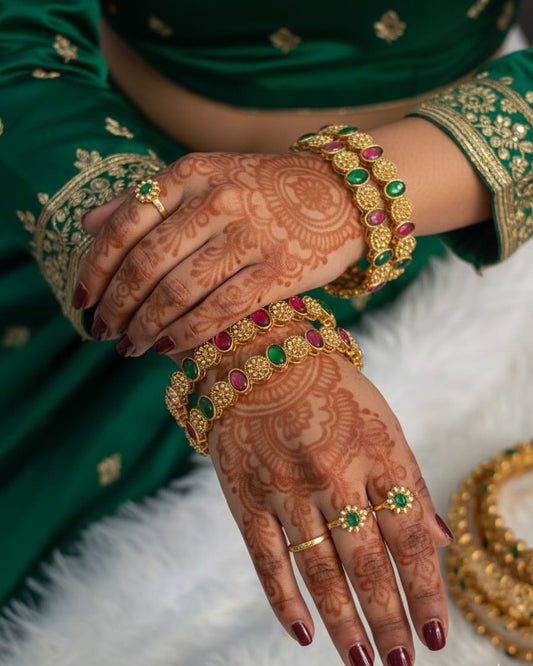 Ruby/Emarald Bangles BNG003