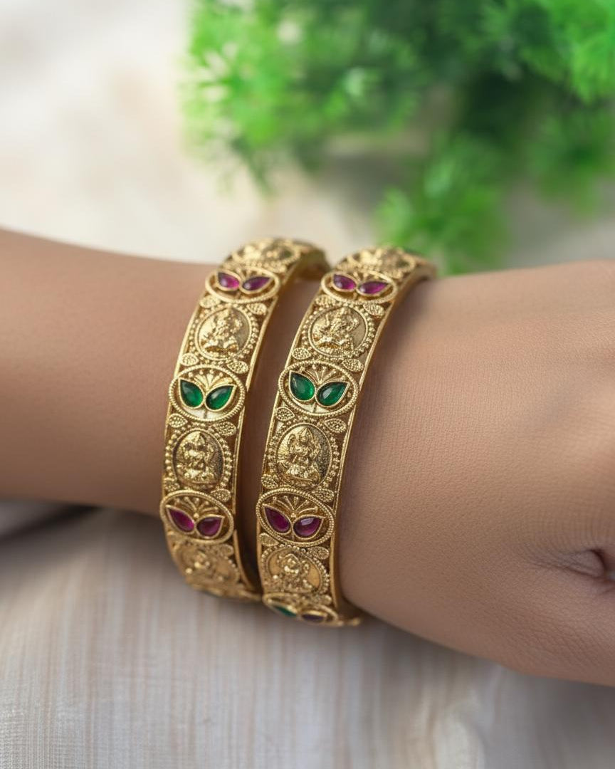 Antique Lakshmi Leaf Bangles (Set of 2 Bangles) BNG010