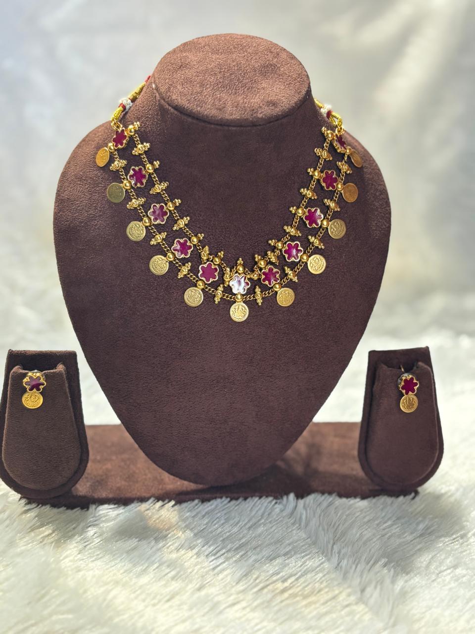 Maroon Coin Choker Necklace Set MIN011