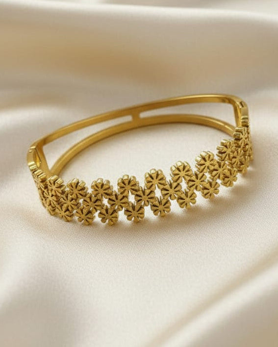Golden Sunburst Petal Bracelet BRC020