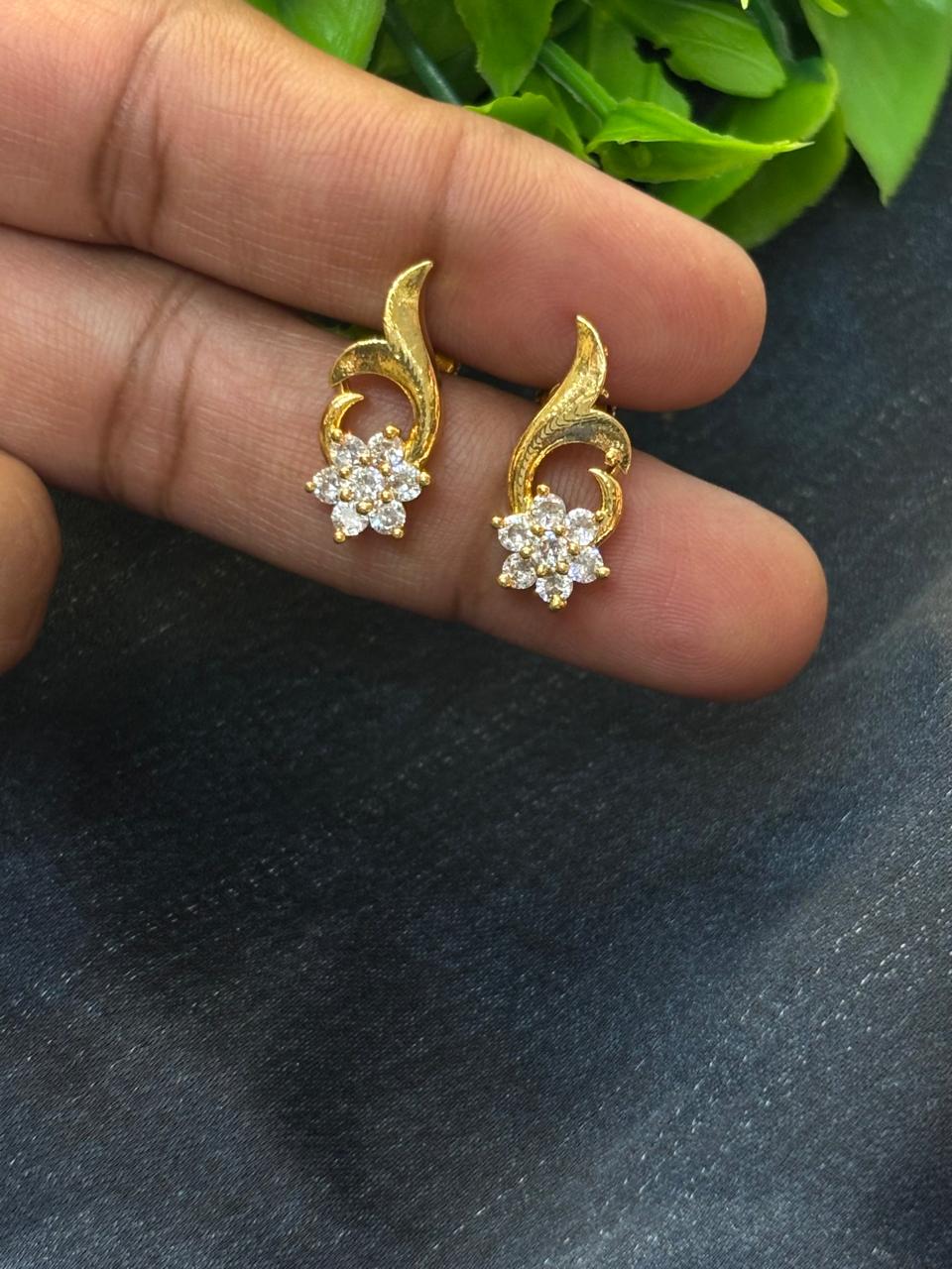 Classic Glod Tone Floral Crystal Studs STD004