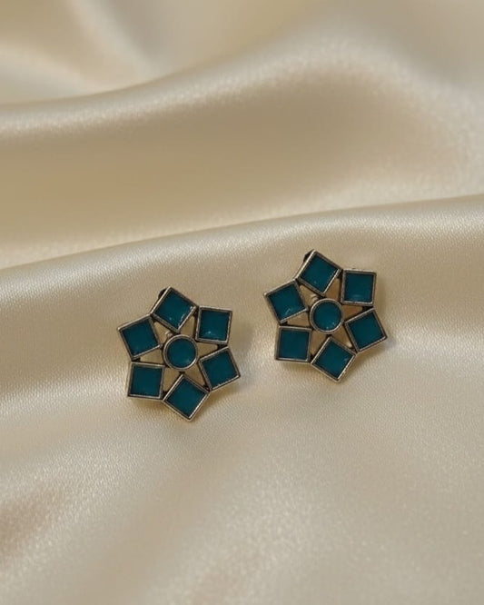 Vintage-Inspired Teal Flower Stud Earrings DFE014