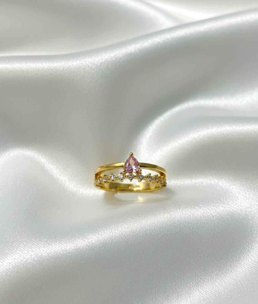 Gold Teardrop Stone Crown Ring RNG010