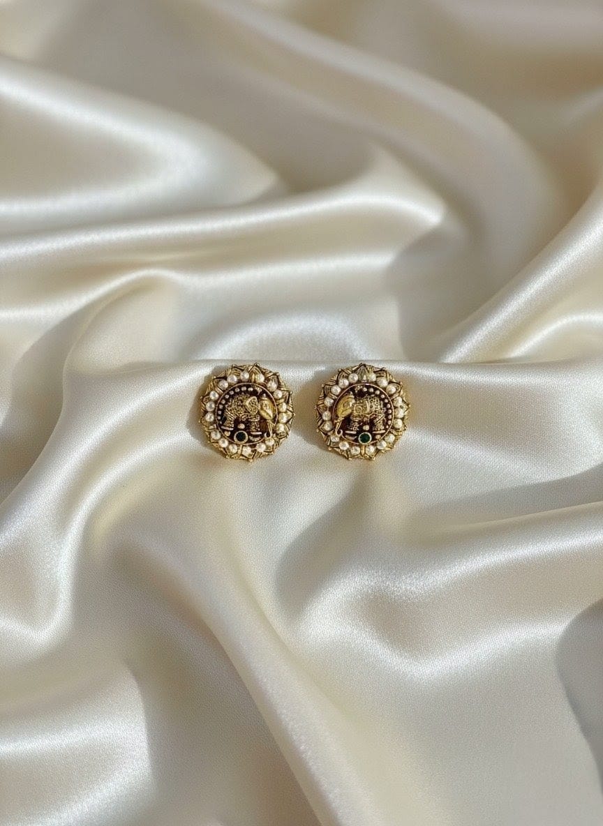 Antique Gold Elephant Pearl Stud Earrings STD017