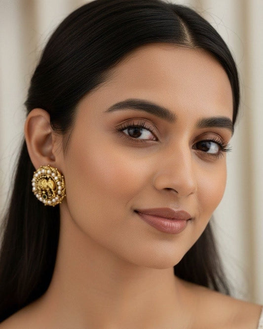 Antique Gold Elephant Pearl Stud Earrings STD017