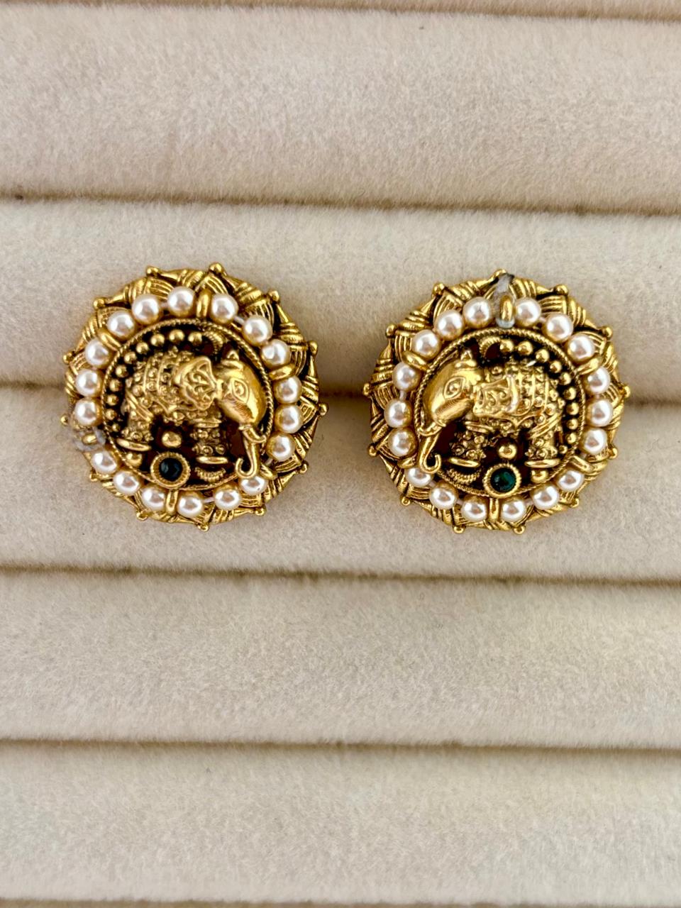 Antique Gold Elephant Pearl Stud Earrings STD017