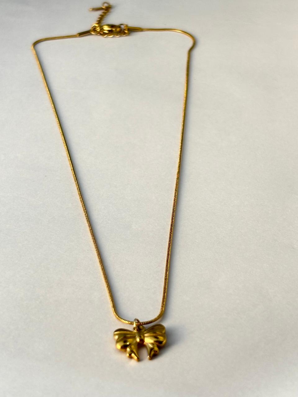 18 k gold Plated Minimal  Bow Neck Chain ANTNC010