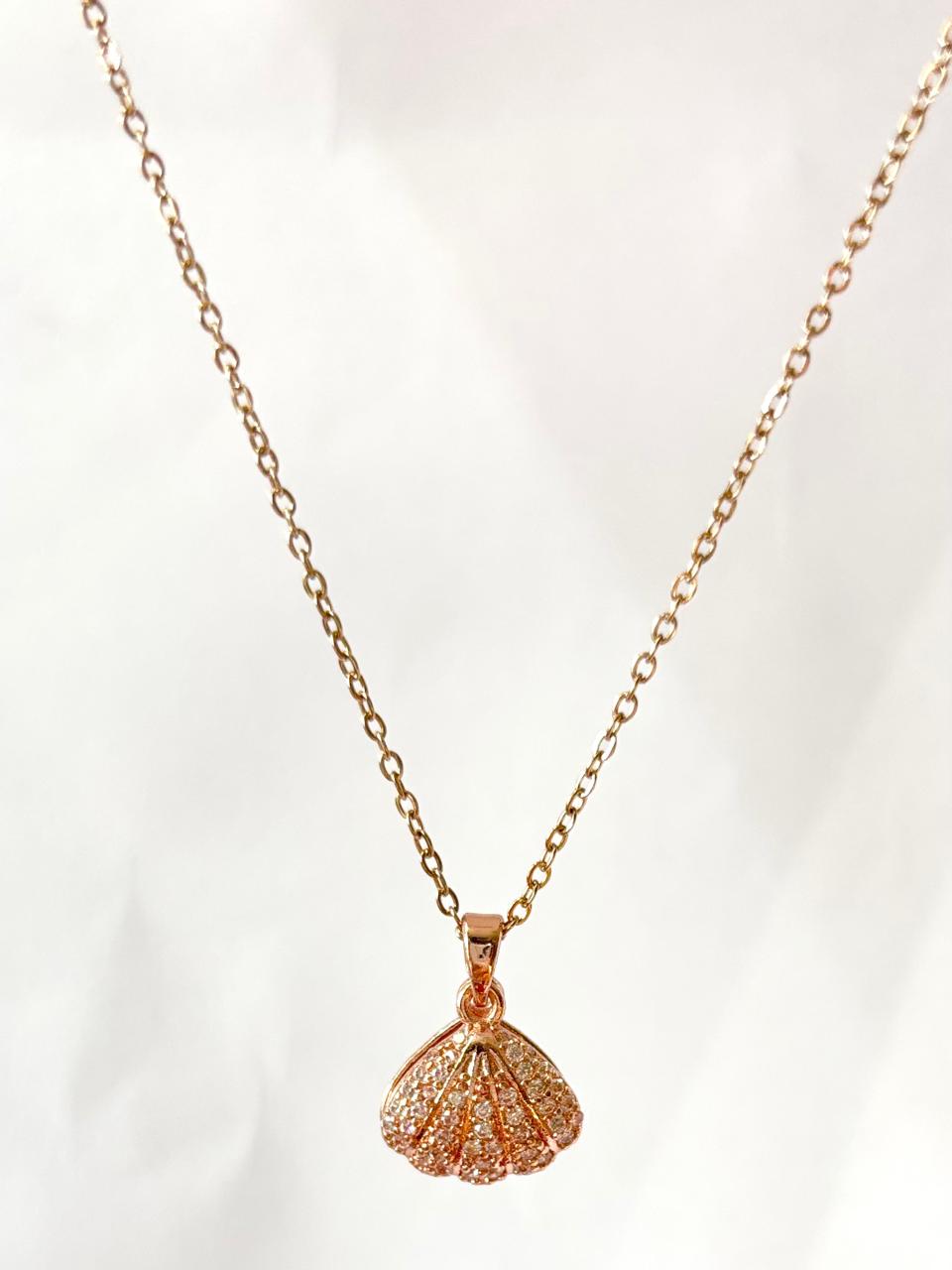 Forever Love Pearl Rose Gold Neck-Chain ANTNC011