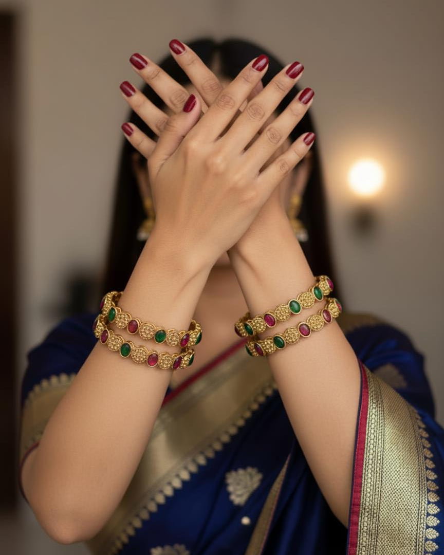 Ruby/Emarald Bangles BNG003