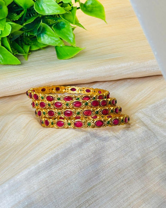 Classic Ruby Bangles (Set of 4 Piece) BNG011