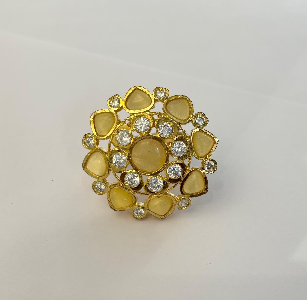 Antique-Style Golden Sunburst Ring Crystal Stones with 18K Gold Plated RNG017