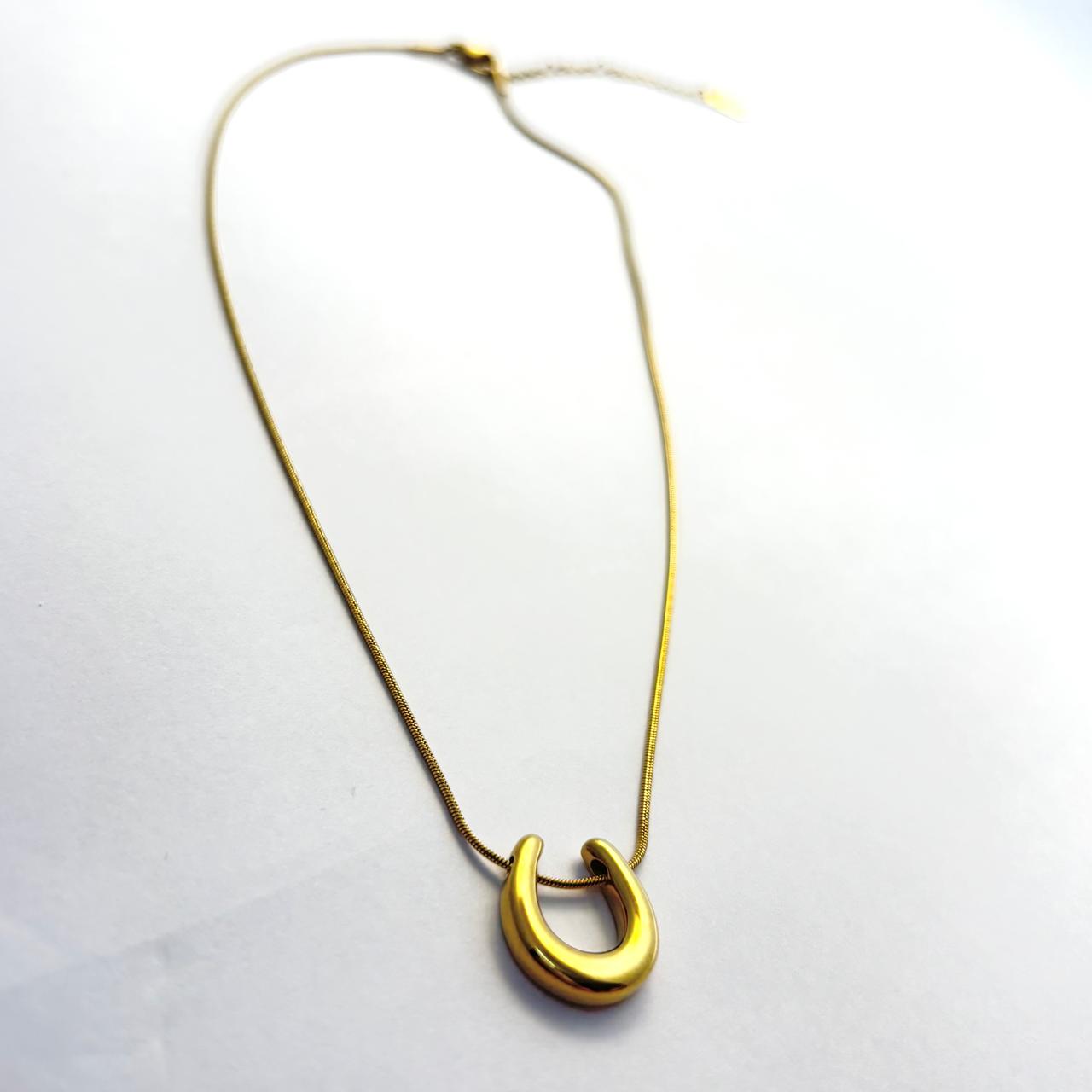 Elegant Infinity Loop Gold Chain ANTNC005